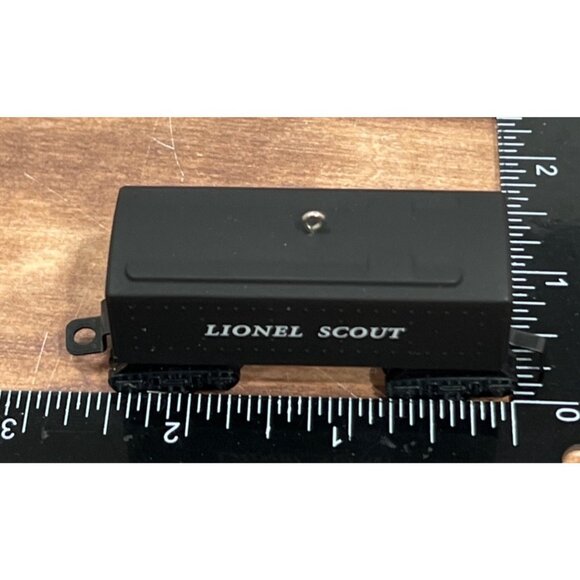 2019 HALLMARK KEEPSAKE ORNAMENT QXi3467 LIONEL 101T SCOUT TENDER - Picture 6 of 7